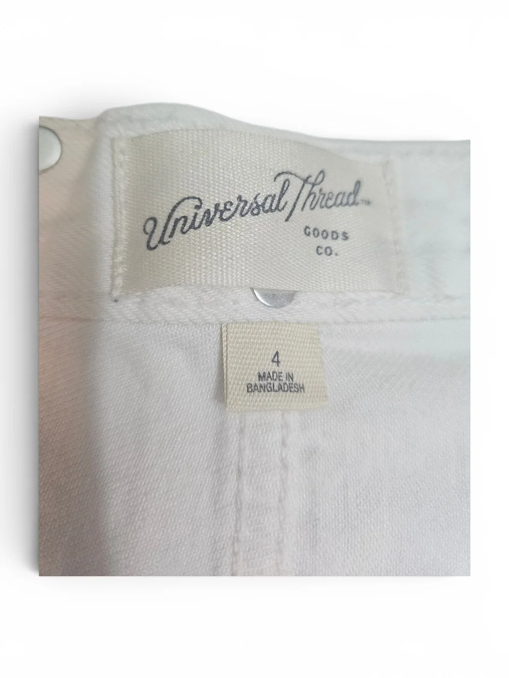 Universal Thread White Studded Denim 90s Baggy Shorts Size 4